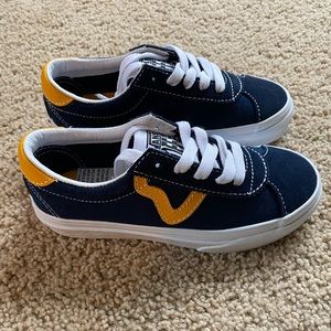 Brand New Vans Old Skool V shoe
